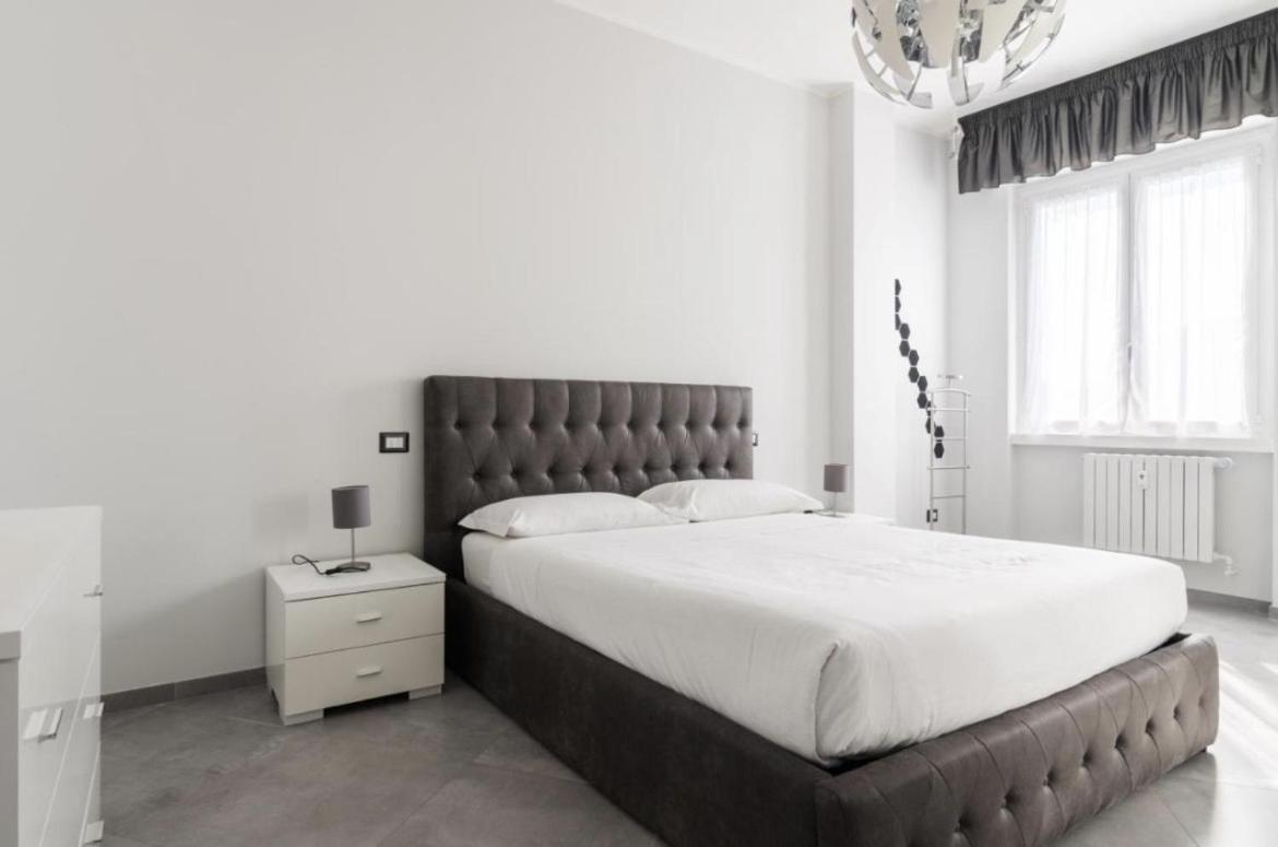 Luxury In Prada District Near Mm Brenta & Center - Ideal For Business Profiles Apartamento Milão