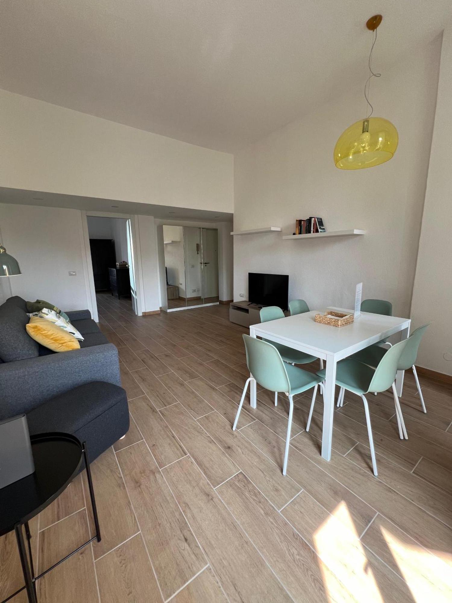 Apartamento New With Balcony, Isola Bosco Verticale Milão