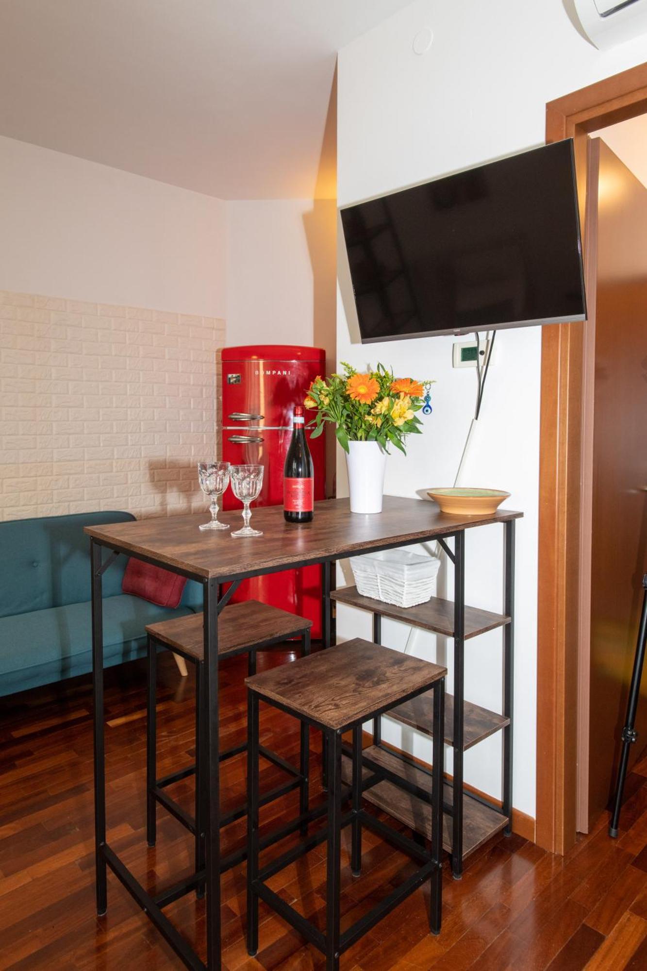 10 Minutes Duomo-elegant Apartment *