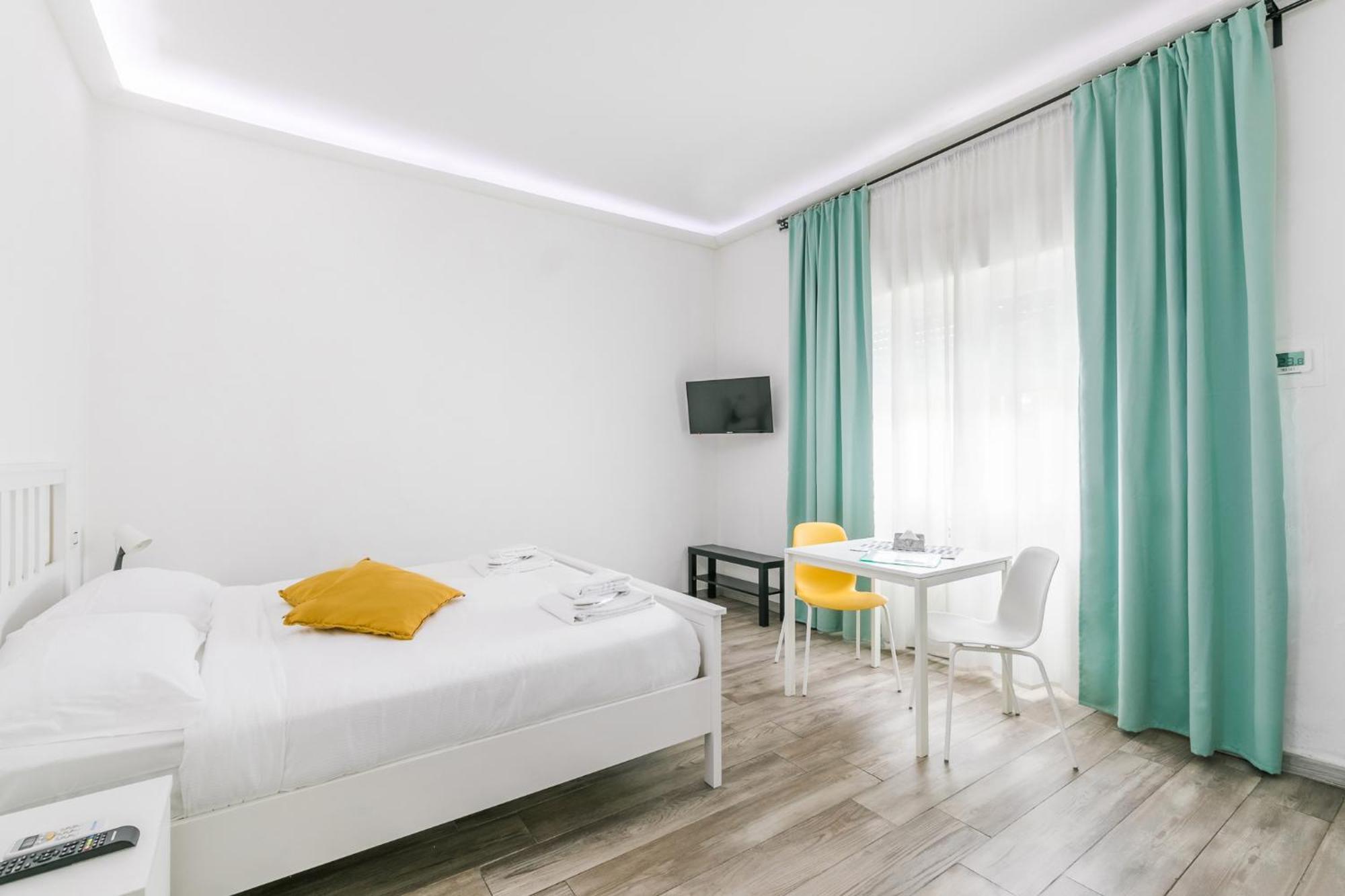 21 Ext Apartment