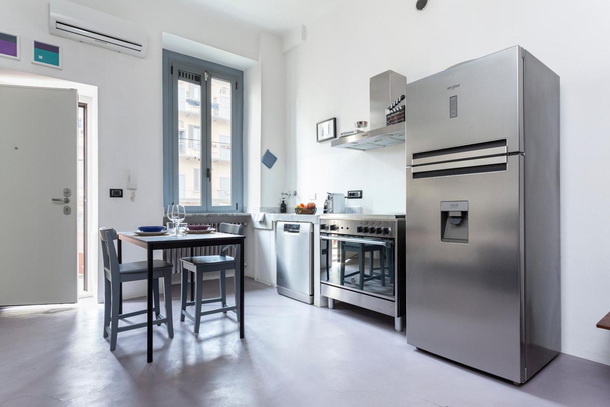 Stylish Industrial Flat Apartment *