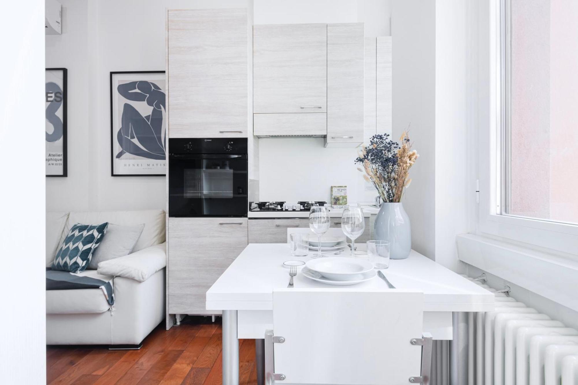 And Cozy In Porta Romana By Easylife *