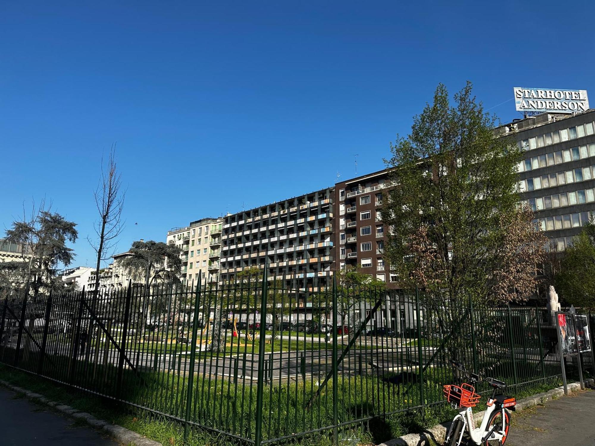 Urban Elegance Station W/private Garage Apartment Mailand