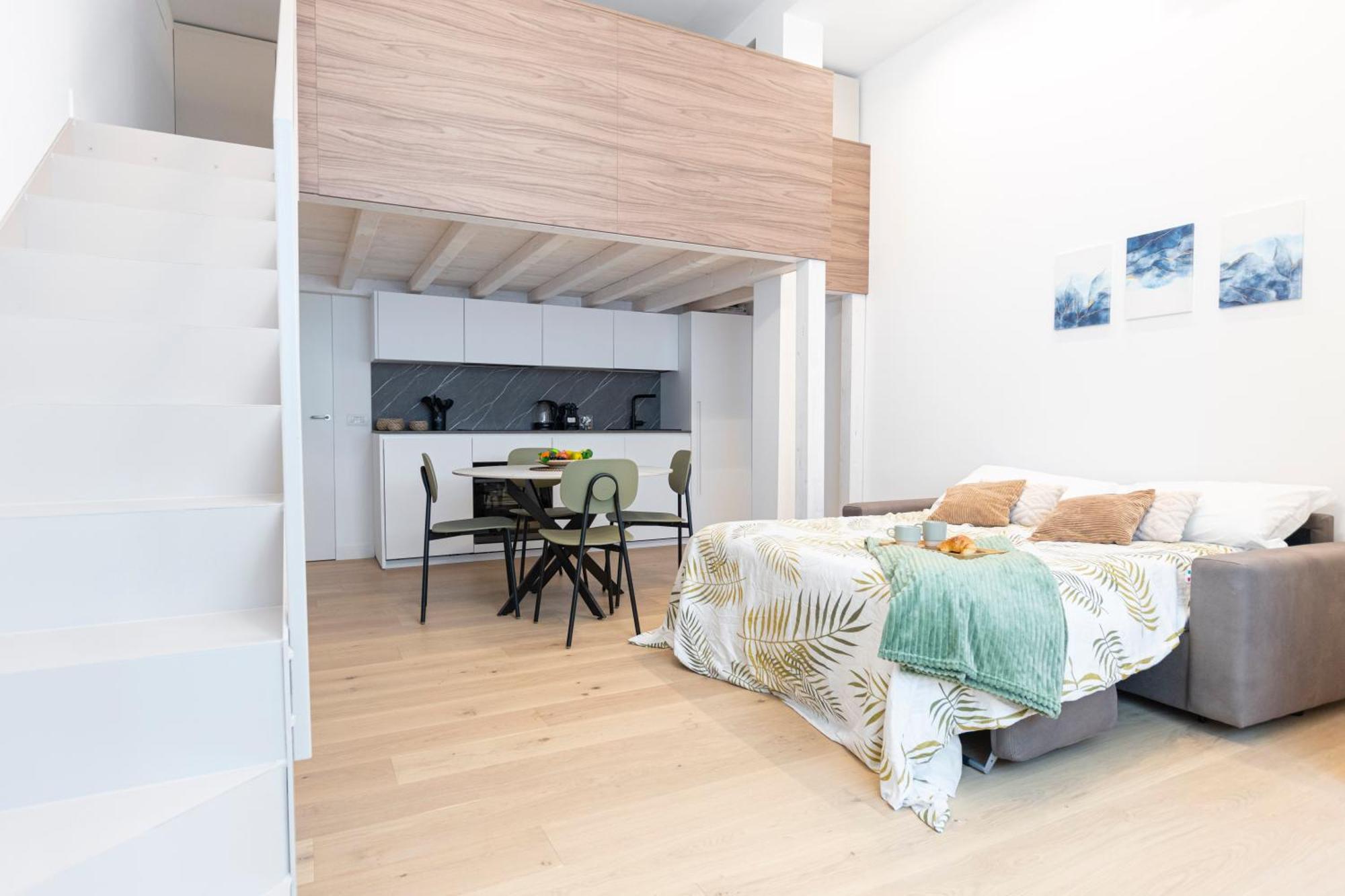 We - Porta Venezia Apartment *