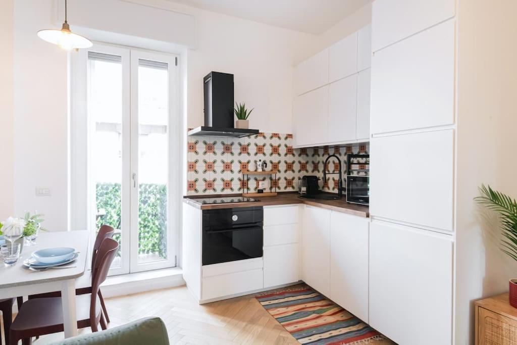 Easylife - With Balcony Near Navigli Milão