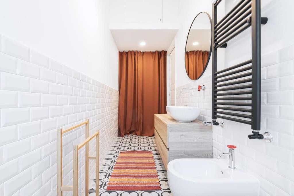 Easylife - With Balcony Near Navigli Apartamento Milão