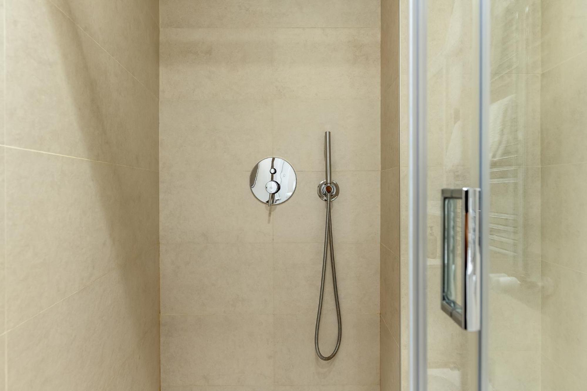 Apartment Porta Venezia New Luxury - Wifi Full Equiped Mailand