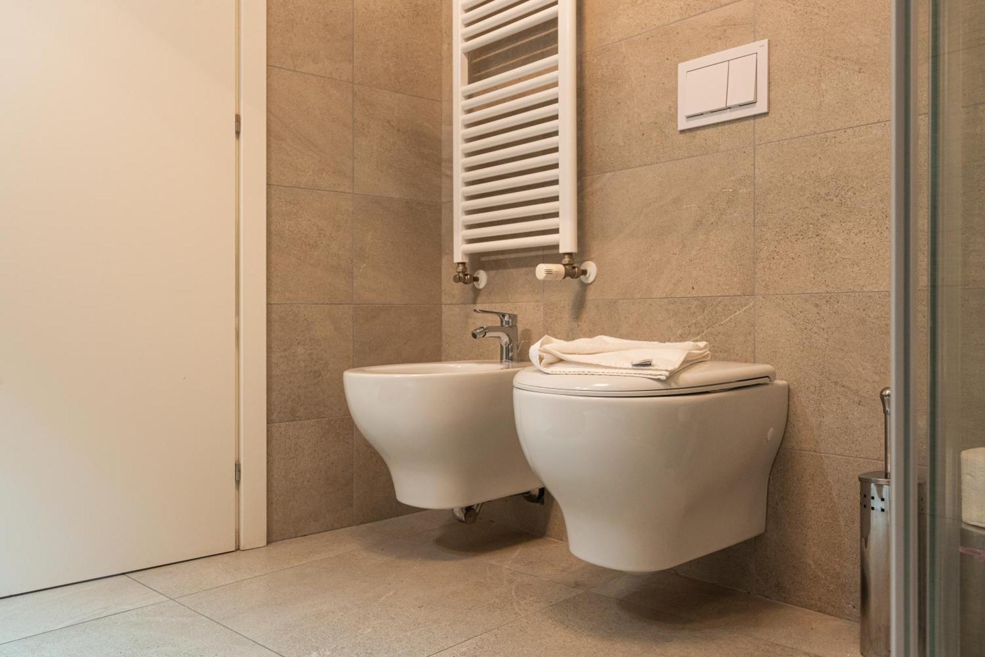 Elegante Bilocale Isola A - Mirable Pm * Mailand