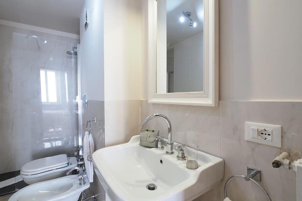 Apartment Contempora - Bilocale Castello Sforzesco
