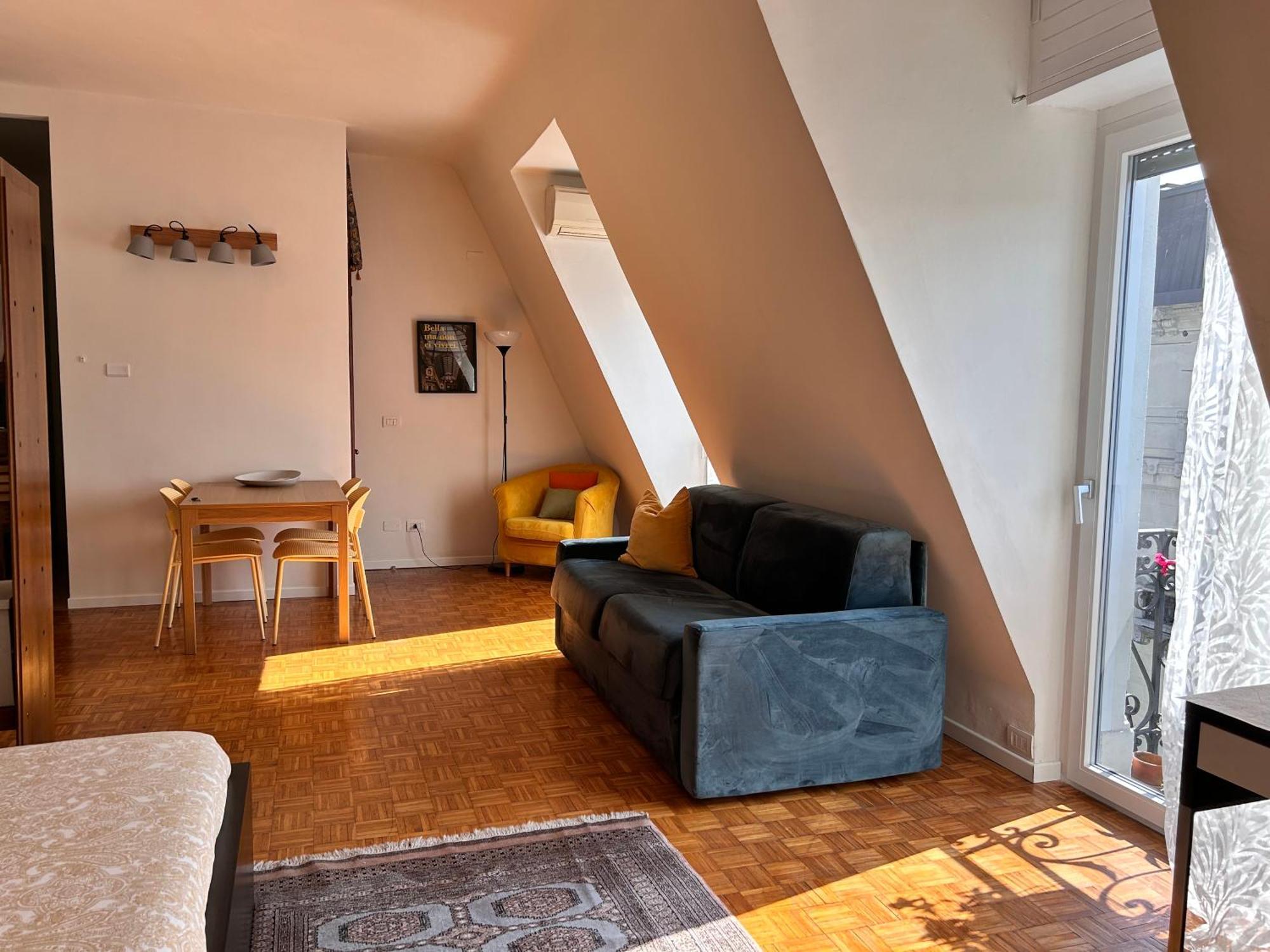 Apartment Easy Isola, For An Easy