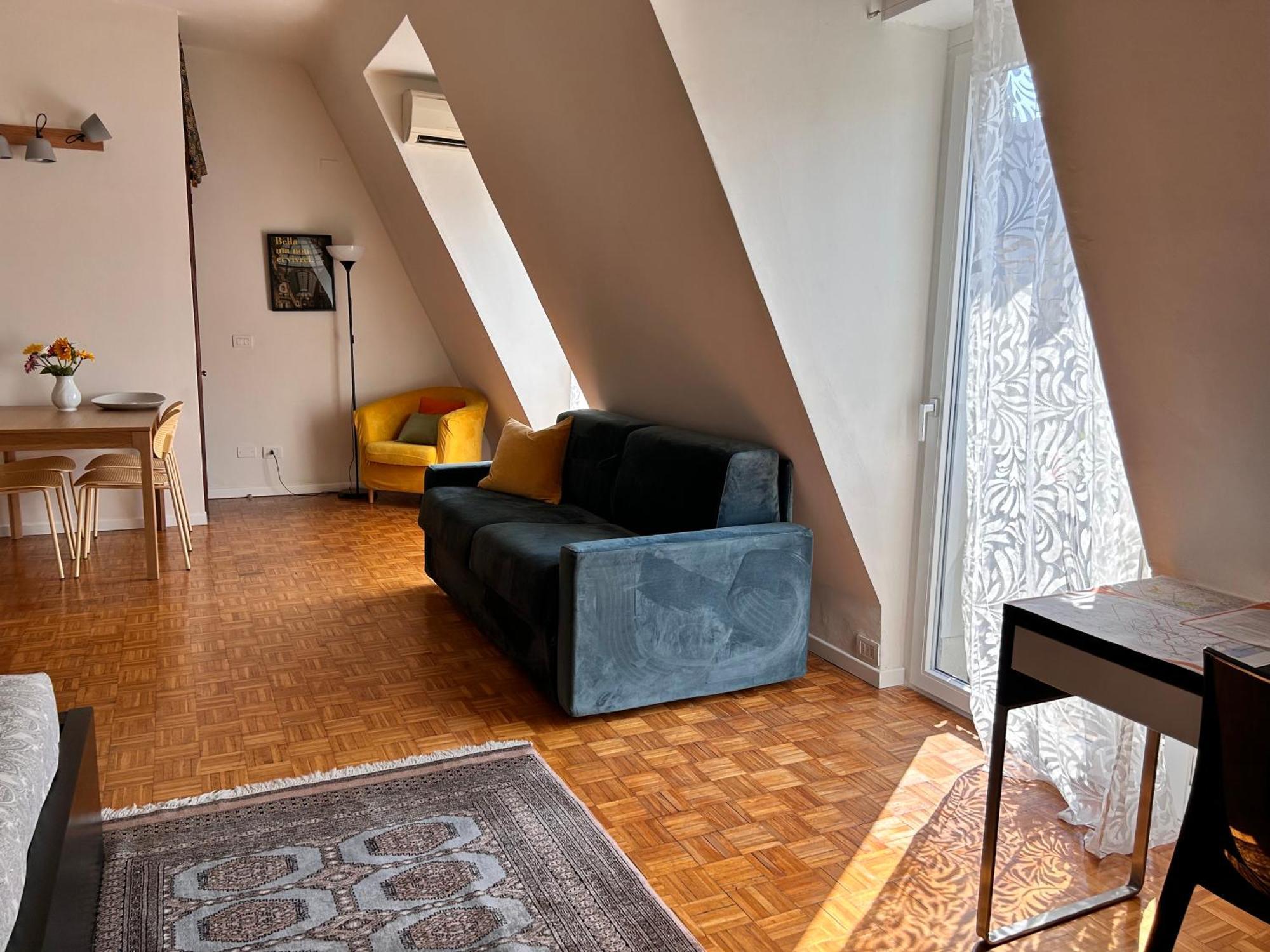 Apartment Easy Isola, For An Easy *