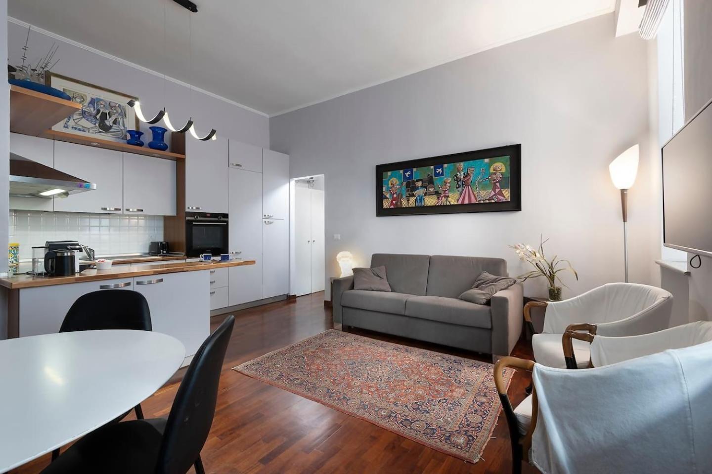 Apartment Elegance At Mailand