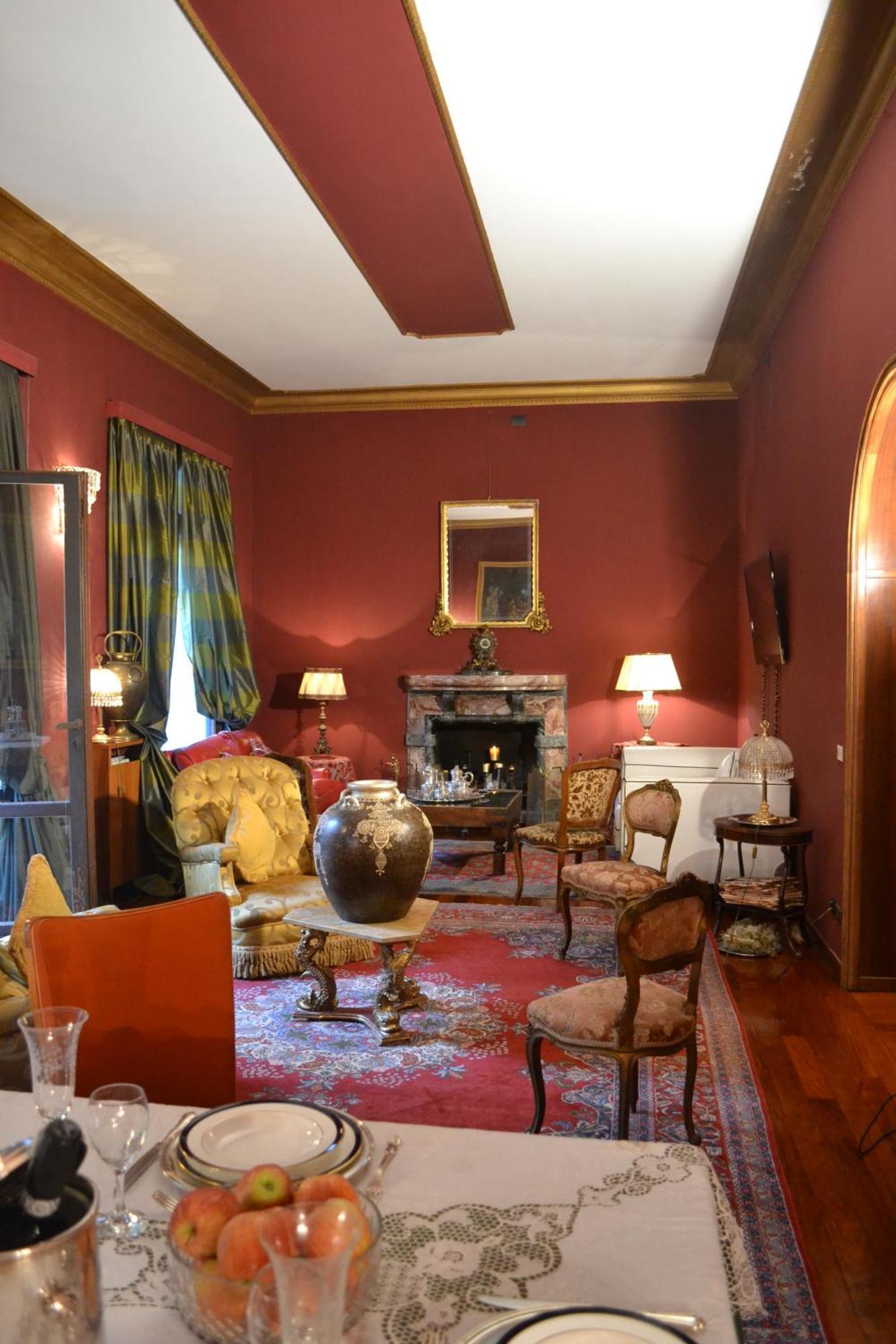 Center Apartment Mailand