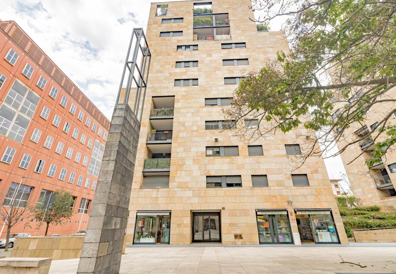 Apartment Bicocca- Arcimboldi's Terrace & Private Parking