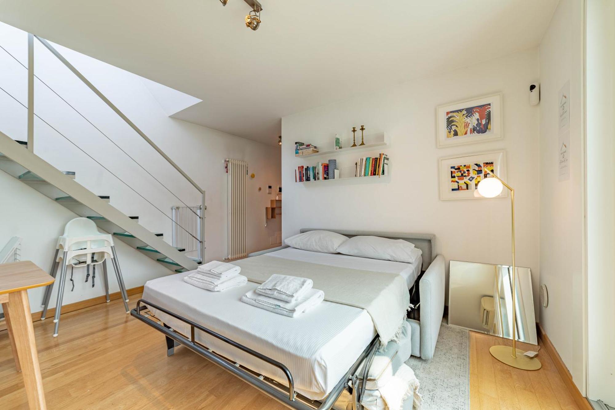 Apartamento 10' Navigli, Penthouse With Panoramic View *