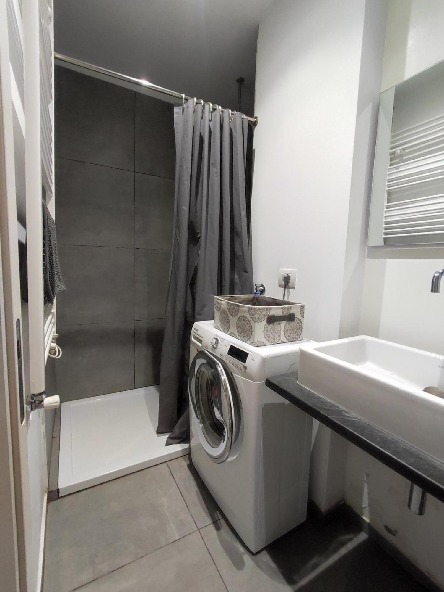Maria Homes -vitruvio 42 Milan