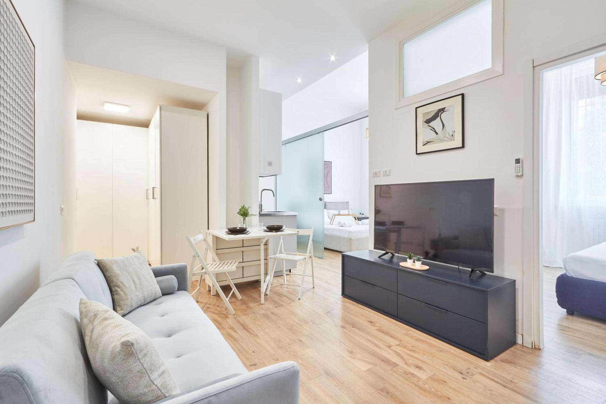 Spacious Flat Close To Fondazione Prada & Metro *