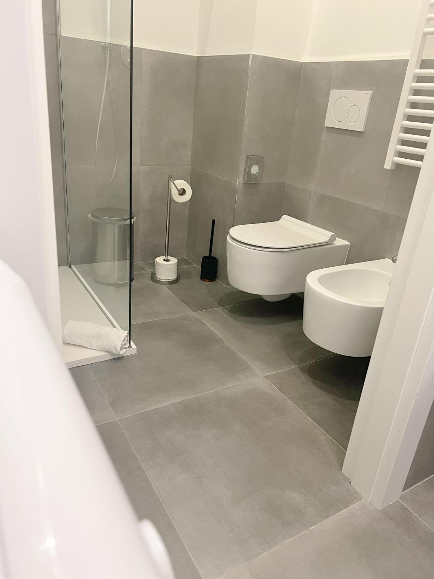 Divini Gae Aulenti Apartment