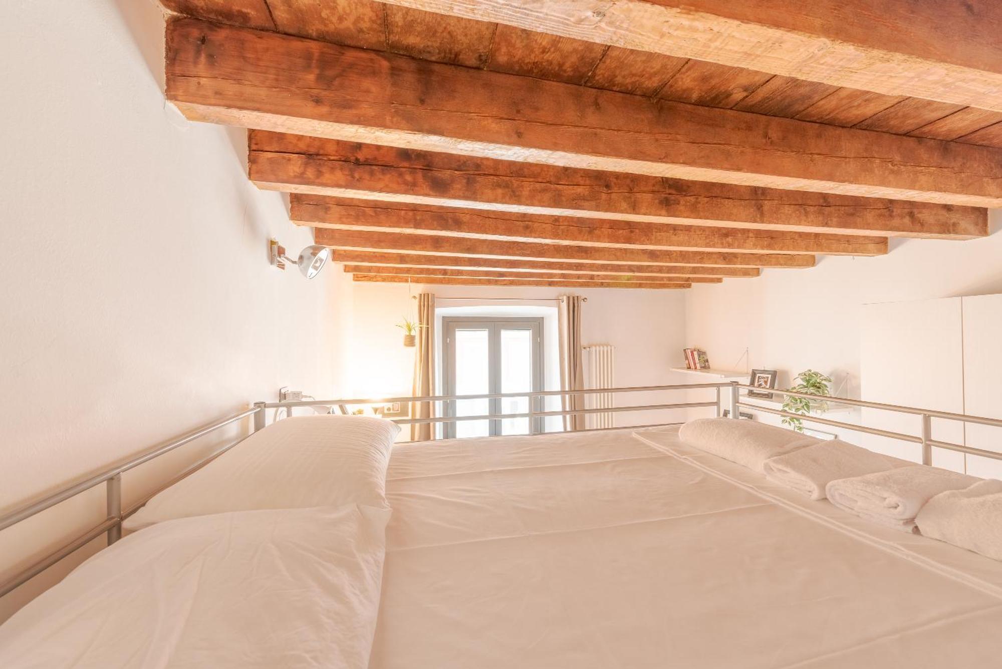 Guest Planet - Rosso - Navigli Area Apartment Milan