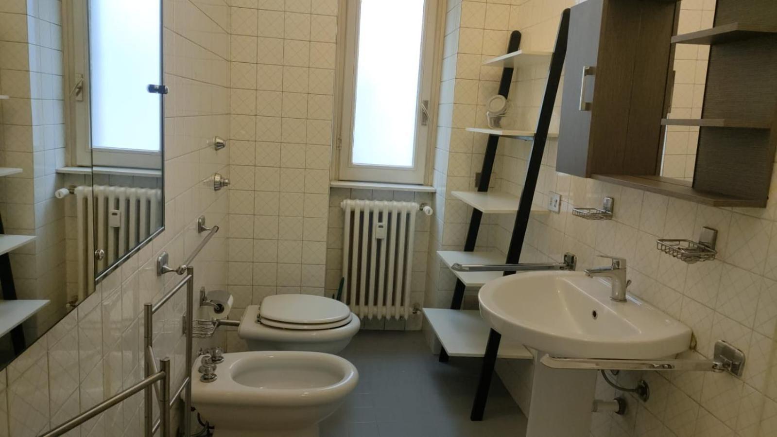 Very Big At 3 Minutes On Foot From Duomo Cathedral Apartment Mailand