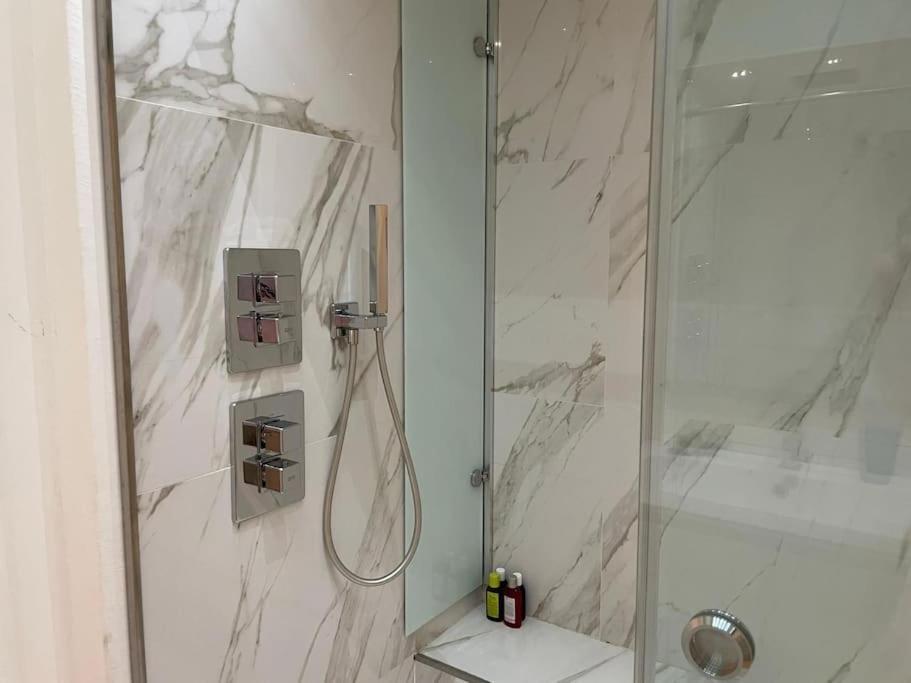 Apartment Di Pregio In Centro A Milan
