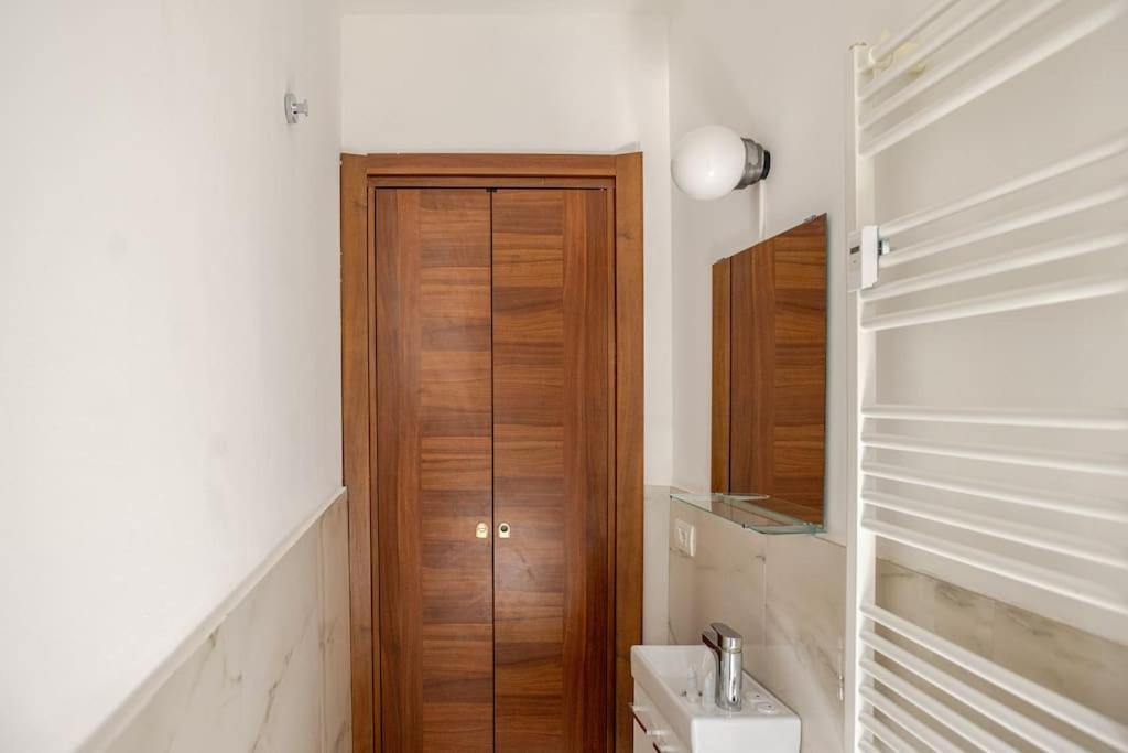 Isola - Strategic Apartamento Milão