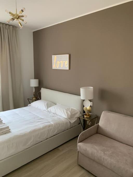 Apartamento Trilocale Con Vista E Due Bagni Vicino Citylife *