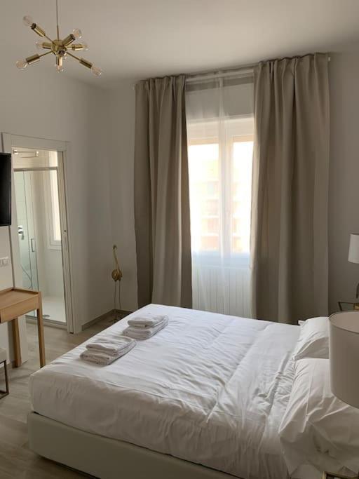 Apartamento Trilocale Con Vista E Due Bagni Vicino Citylife