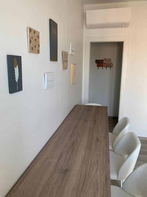 Apartamento Trilocale Con Vista E Due Bagni Vicino Citylife *