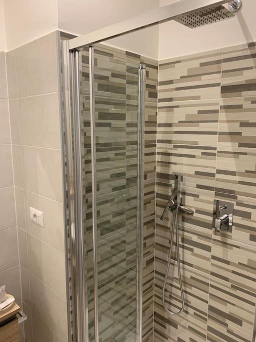 Trilocale Con Vista E Due Bagni Vicino Citylife Apartamento