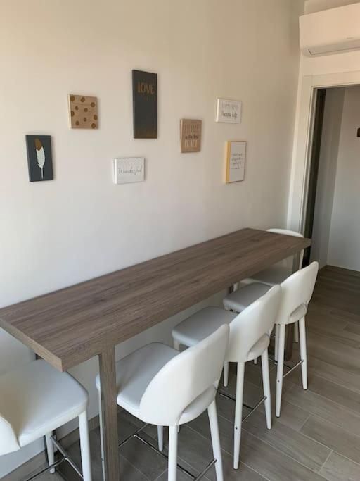 Apartamento Trilocale Con Vista E Due Bagni Vicino Citylife