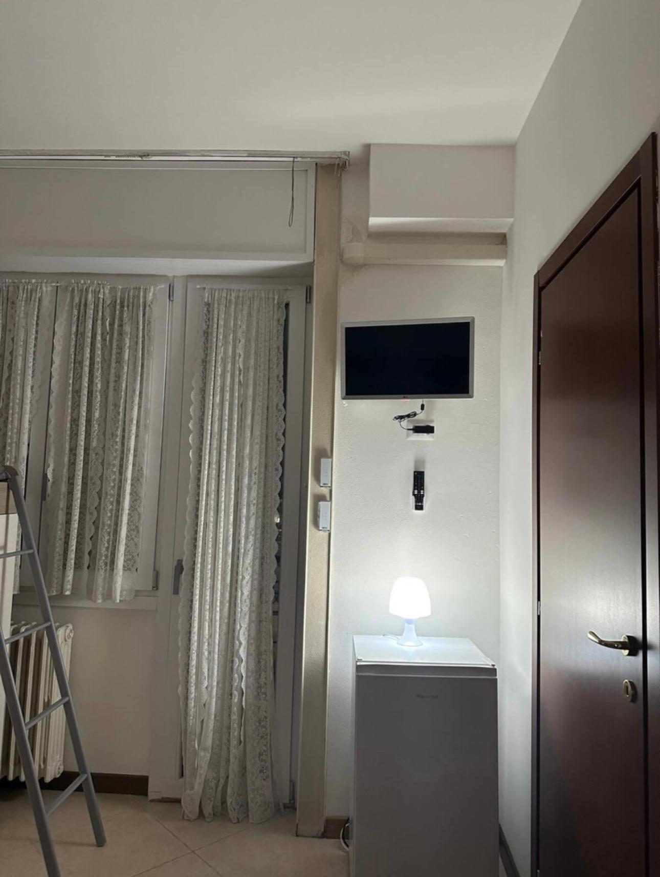 Guest house Gigli, Con Cucina In Comune E Terrazza Milan
