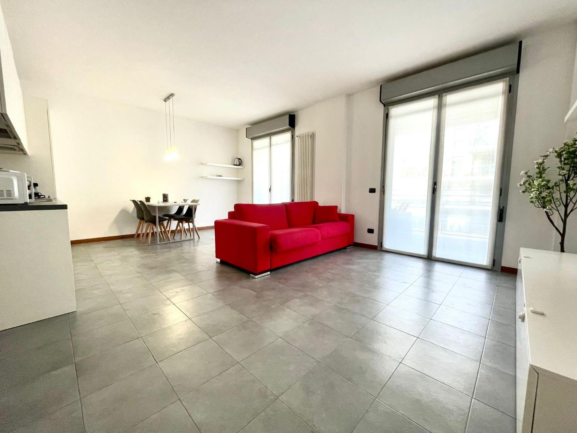 Santa Giulia Terrace - 15 Mins Center Apartment