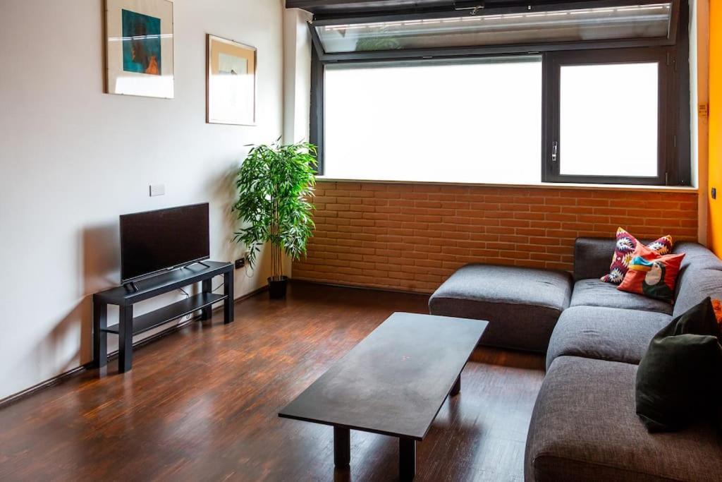 Apartamento 2 Min Da Porta Genova - Elegante Bilocale Milão