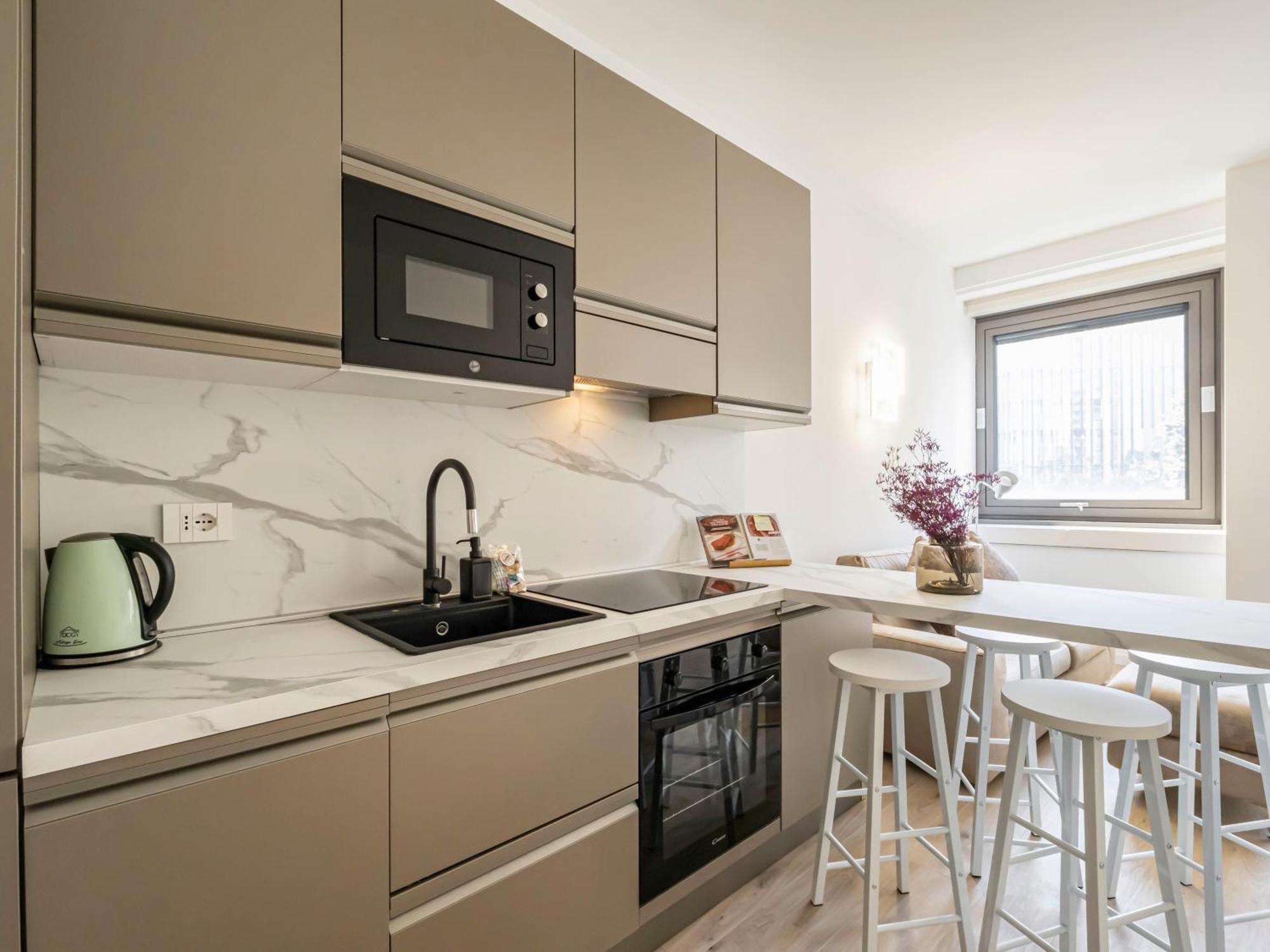 Charming 230m From Isola M5 Apartamento *