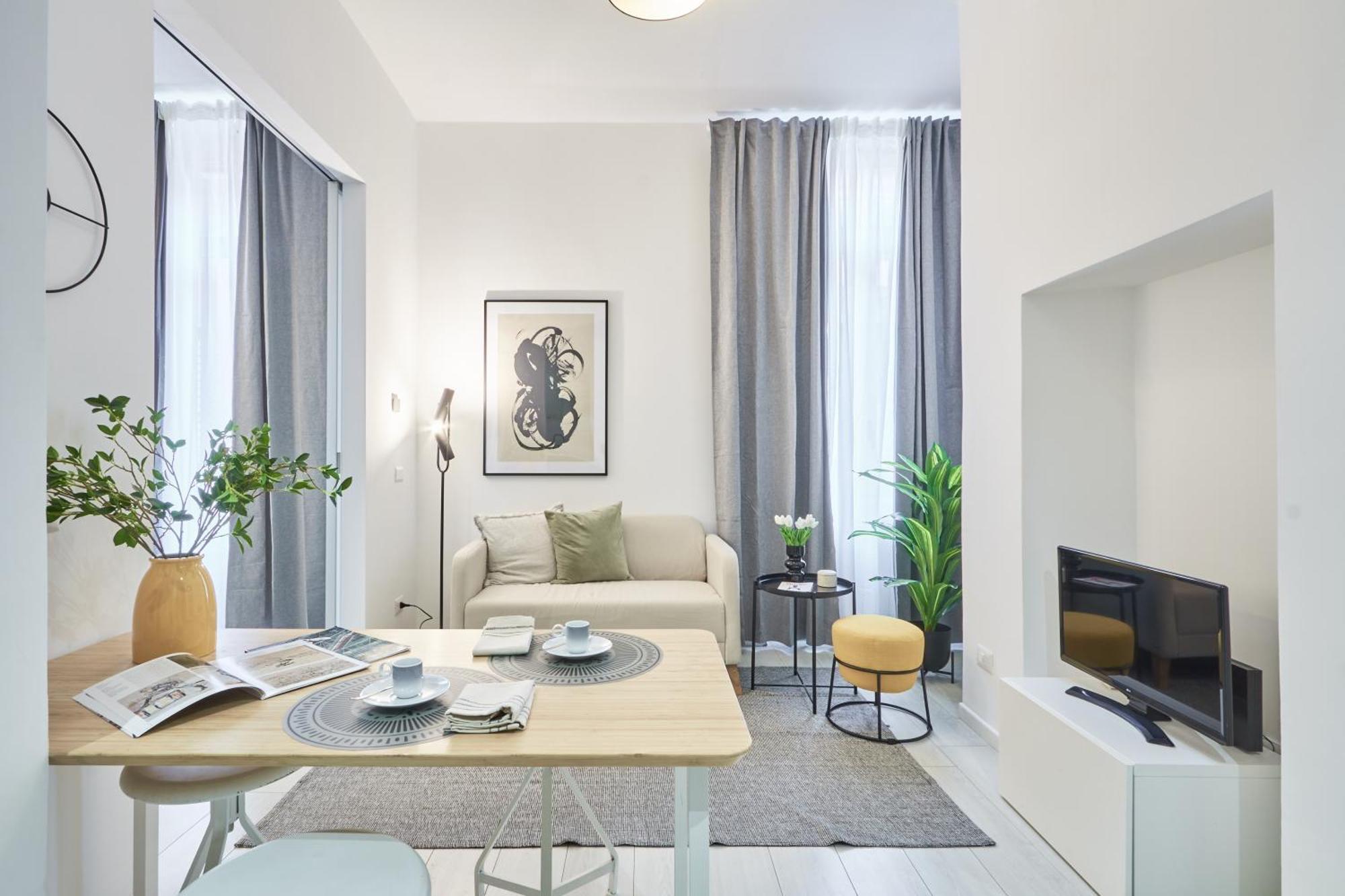 Apartment Elegante Minimal Dai Tocchi Botanici Mailand