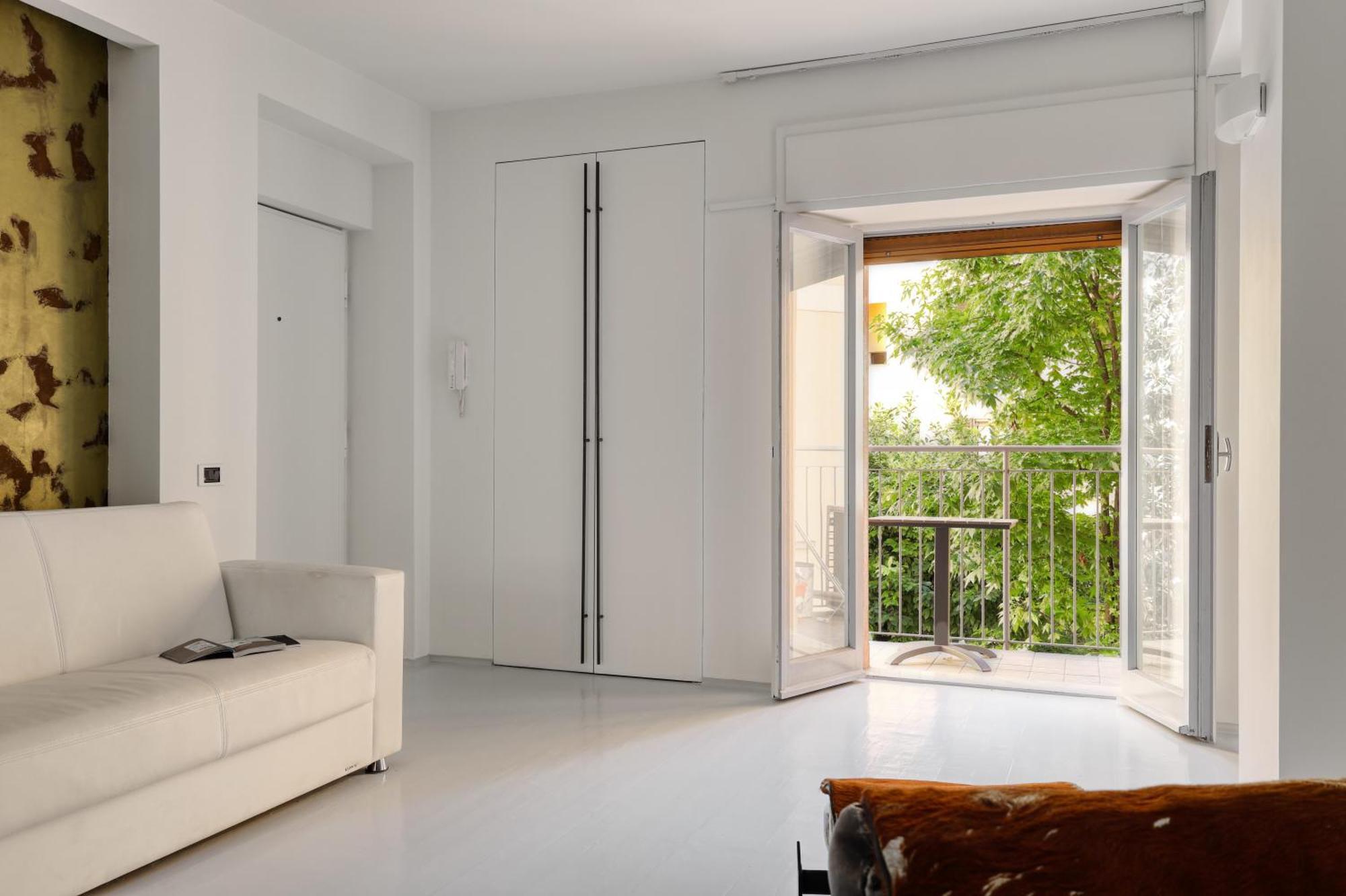 Brera - Bright And Cosy 2 Bedrooms Apt- Via Solferino Apartment *
