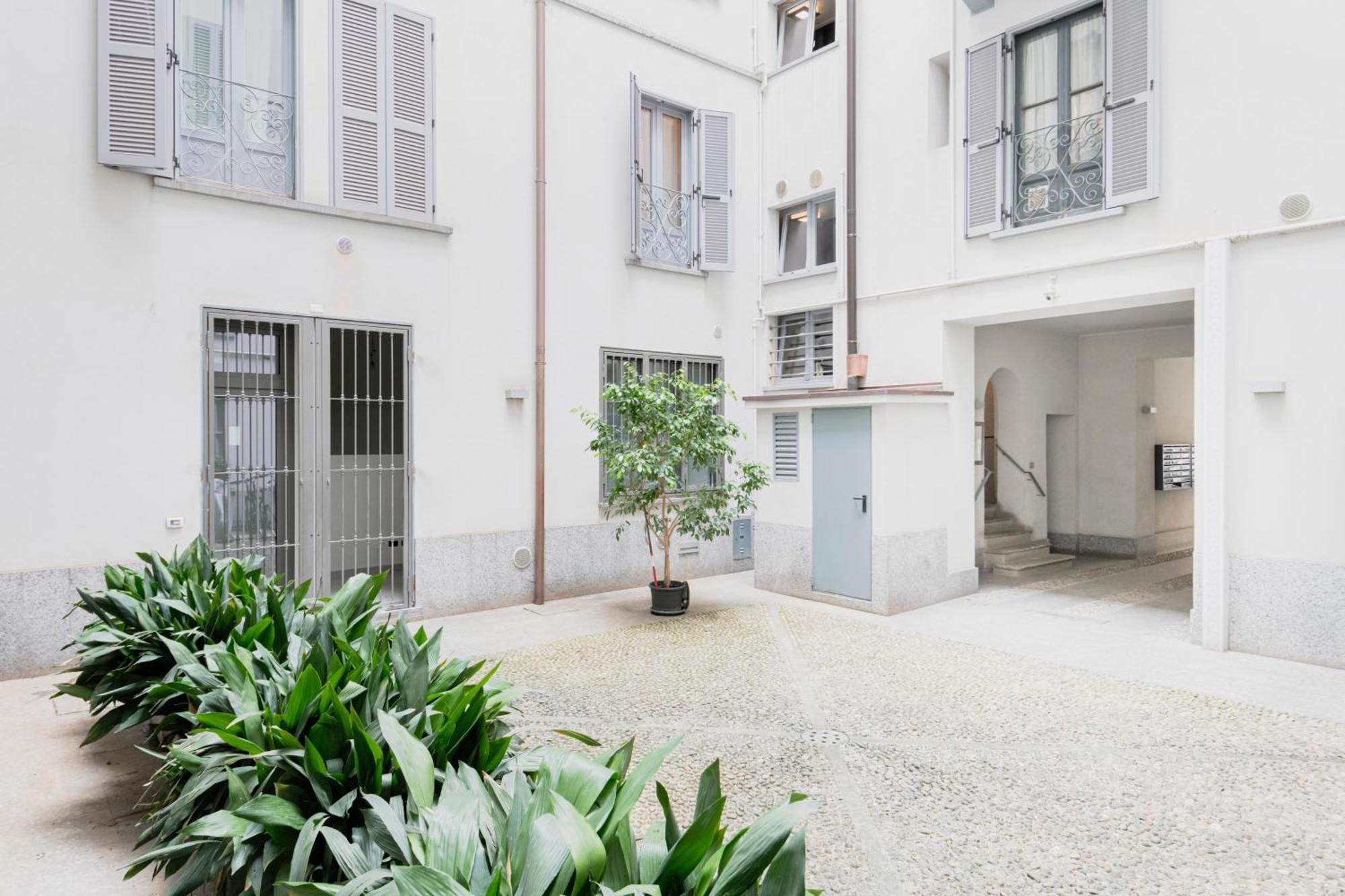 Easylife - Elegante Moderno E Accogliente - La Tua Oasi In Citta Apartment *