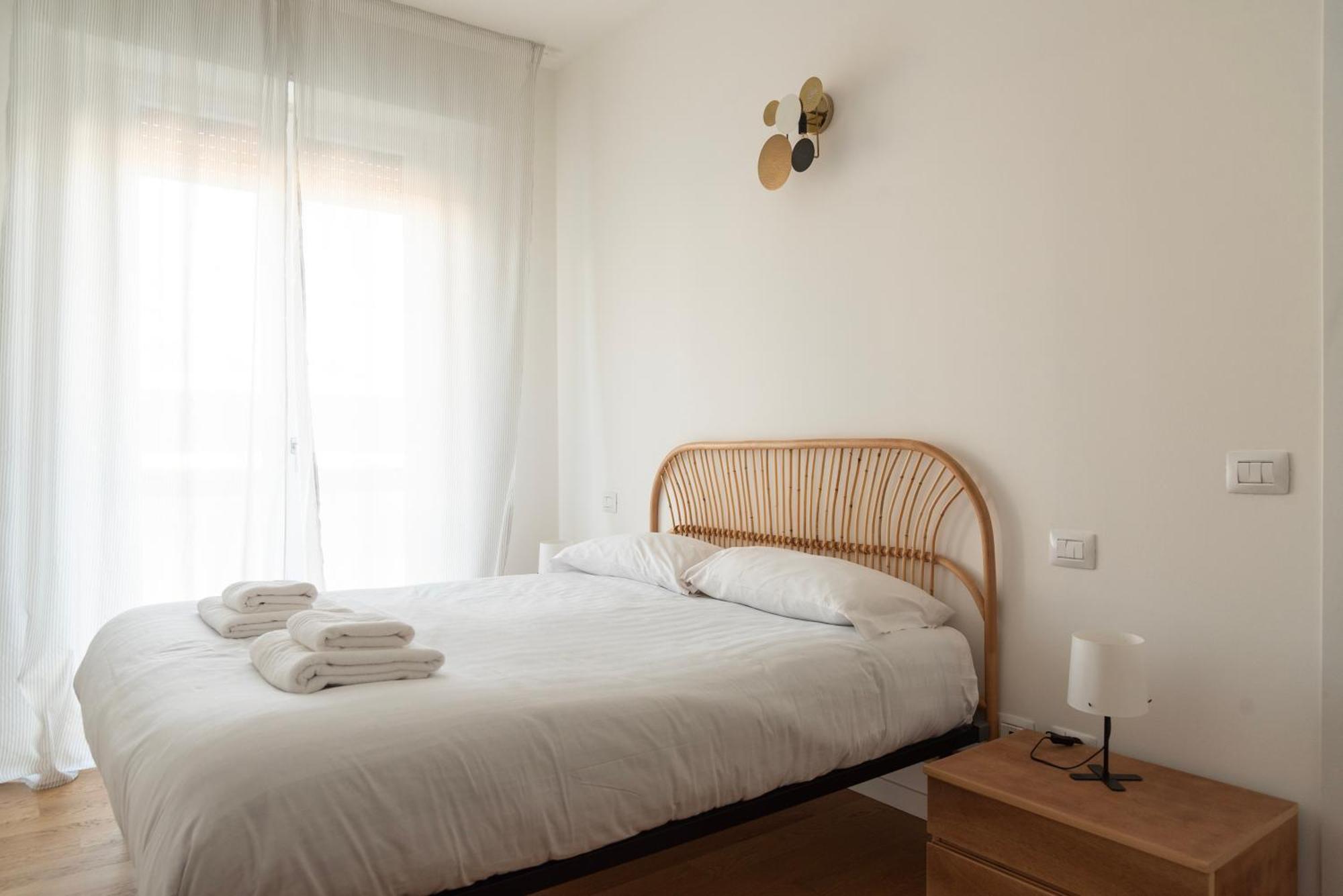 Youhosty - Soderini 25 * Mailand