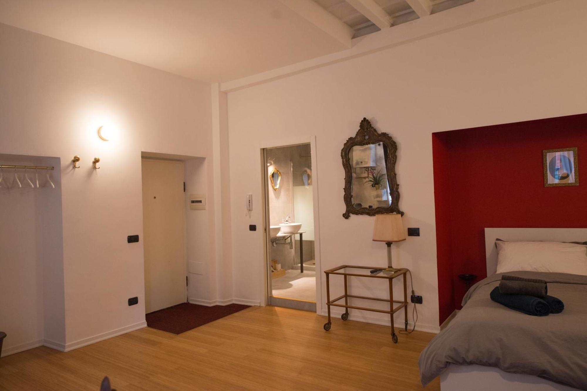 Apartment Small Studio 5 Min To The Metro Mailand