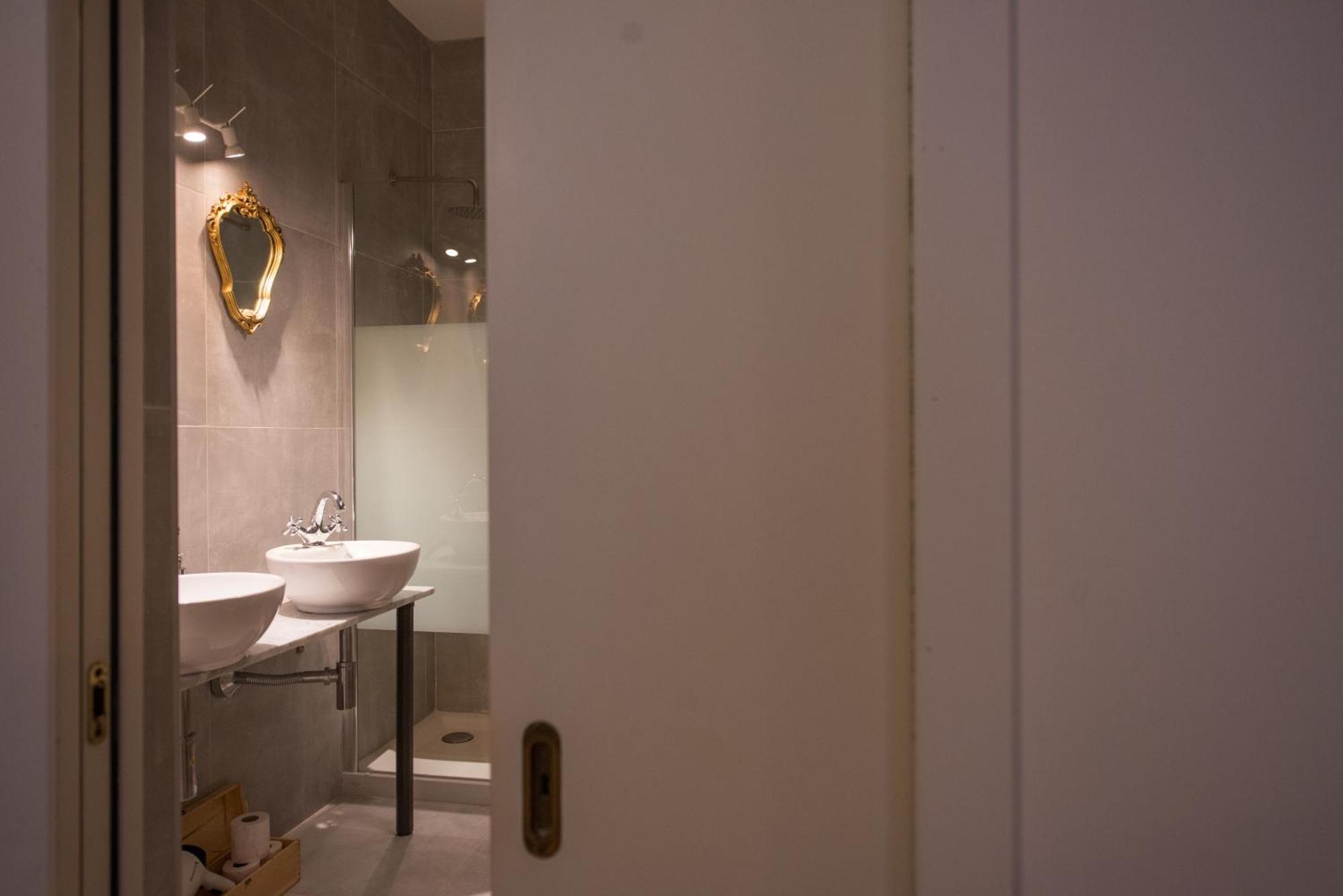 Apartment Small Studio 5 Min To The Metro