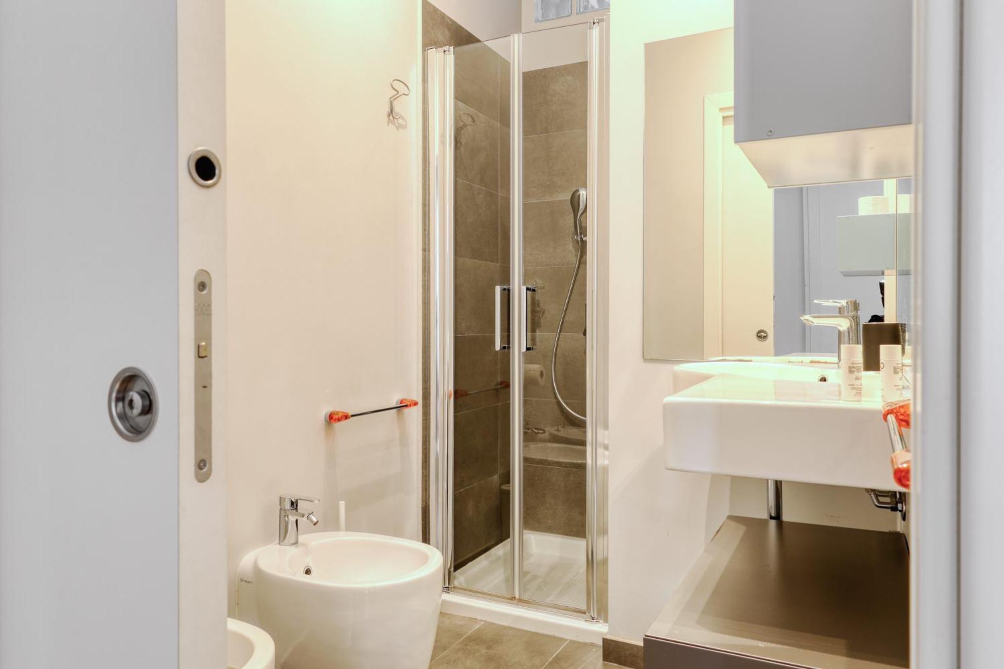 Joivy Stylish 2br Flat Next To Navigli Apartment