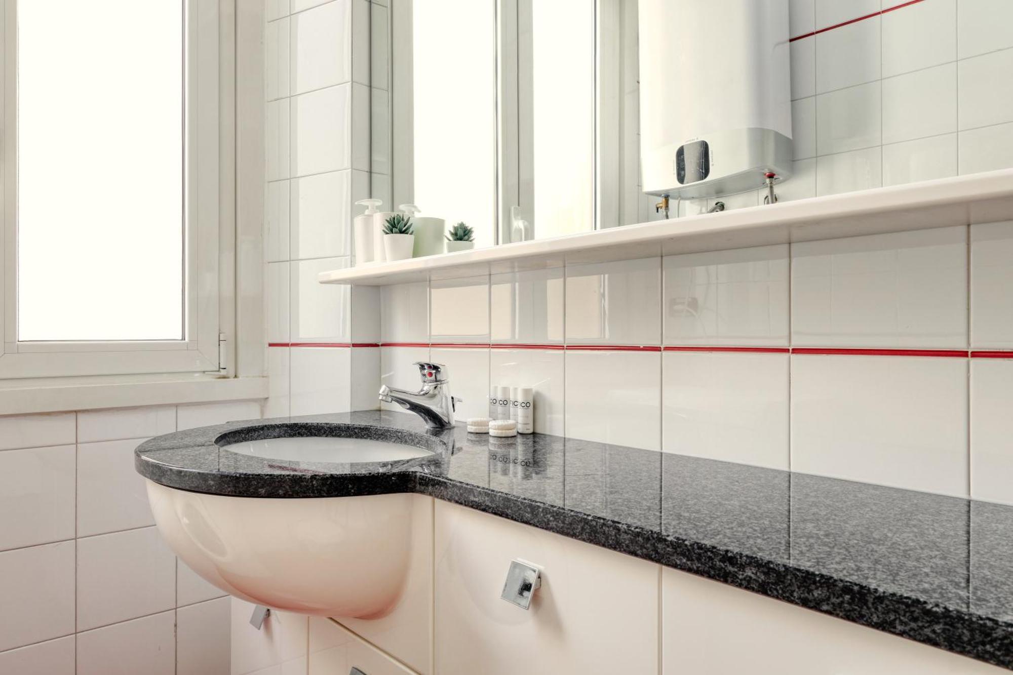 Apartamento Joivy Cosy 1br Flat Near Montanelli Gardens
