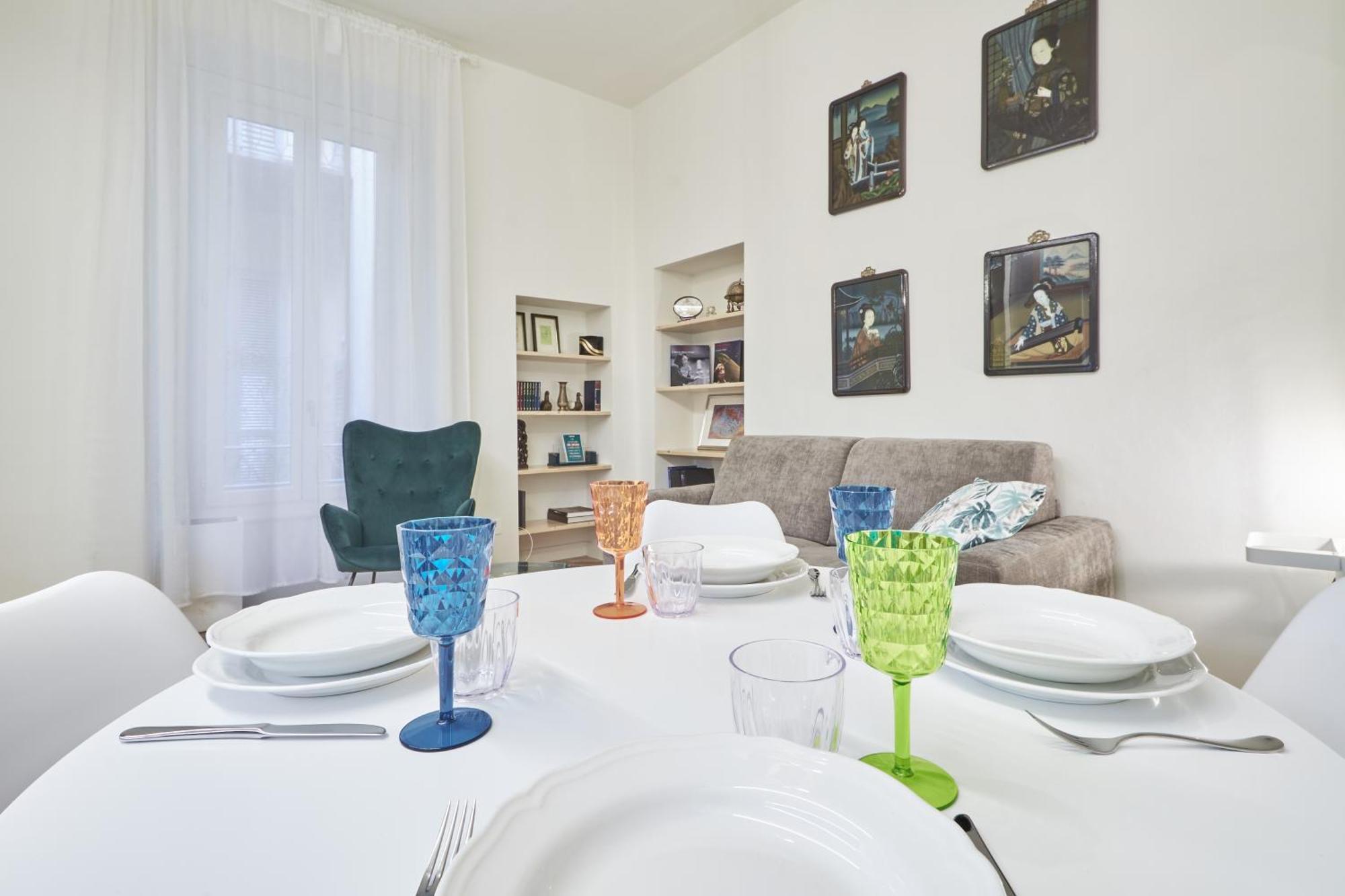 Easylife - Eleganza E Chic In Centro-duomo Apartment