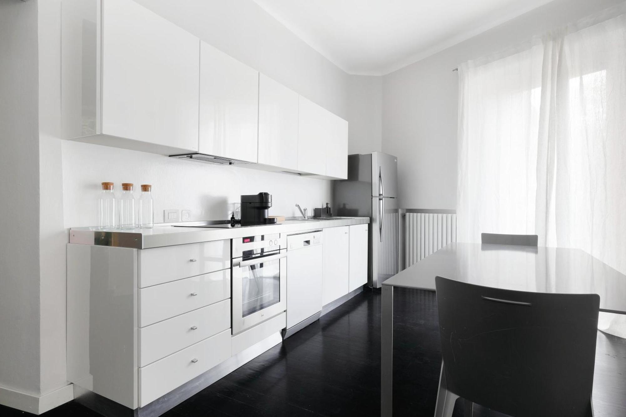 Stylish And Spacious Flat - Porta Venezia