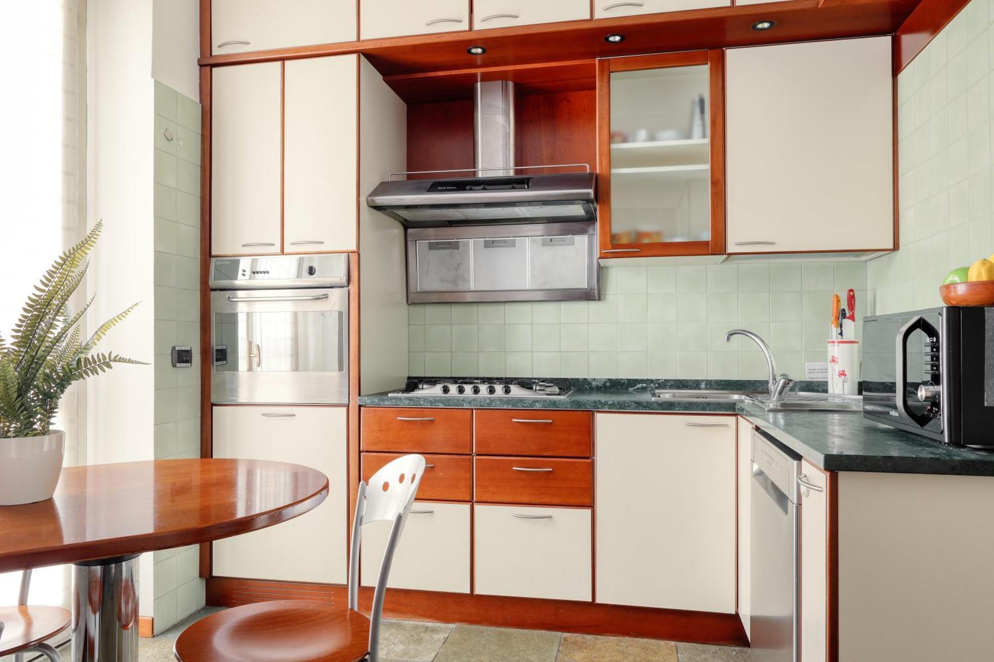 Joivy Delightful 2br Flat Near Navigli Apartment *