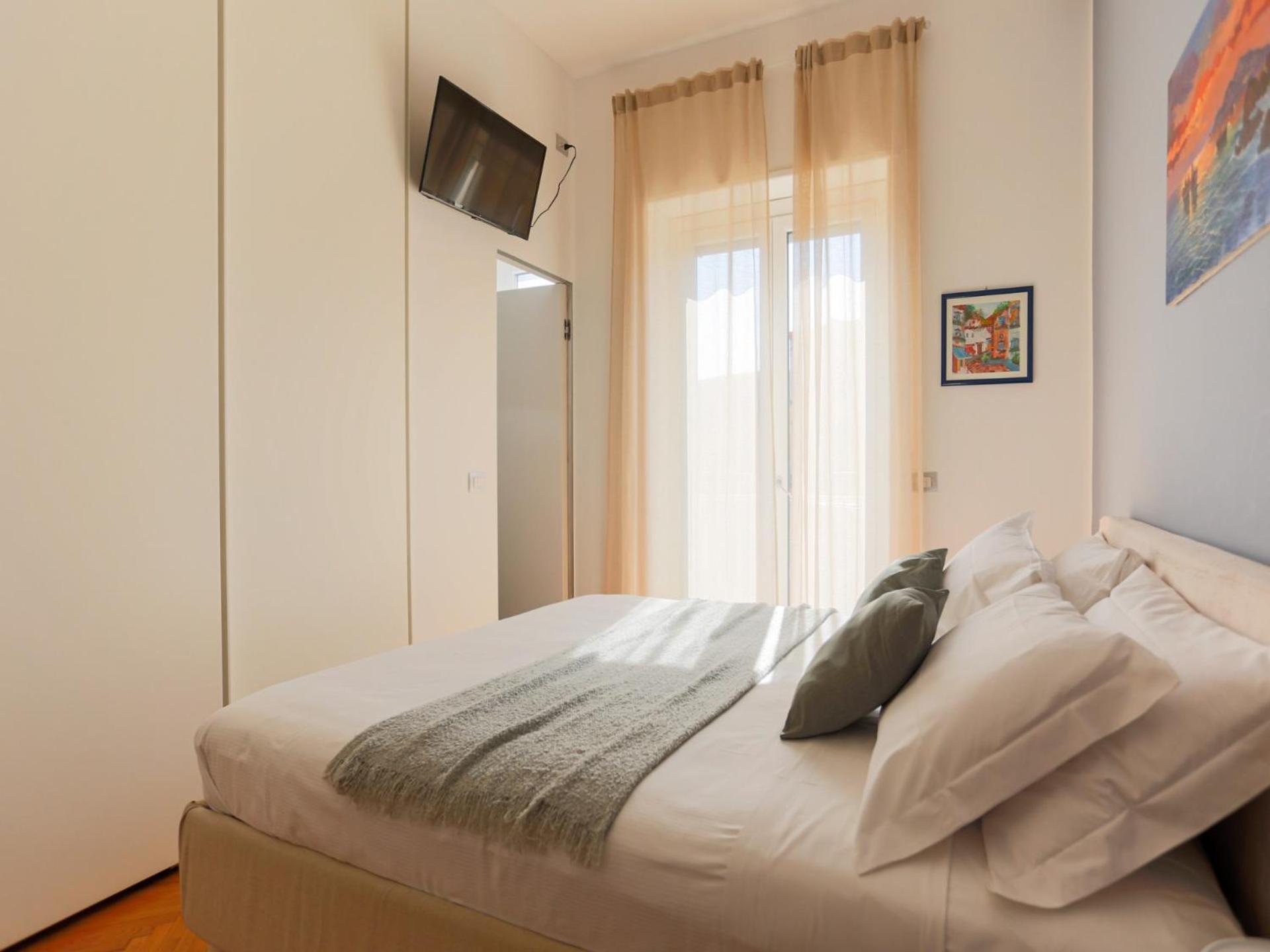 Apartment The Rent - Spacious And Renovated Multi-room In The Missori Area Mailand