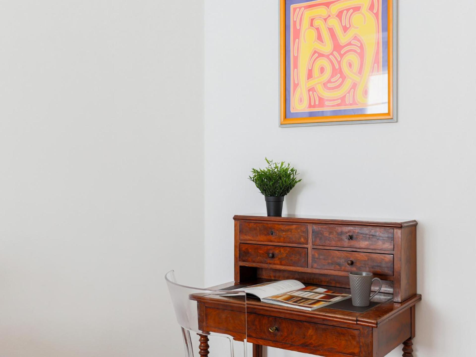 The Rent - Spacious And Renovated Multi-room In The Missori Area Apartment *