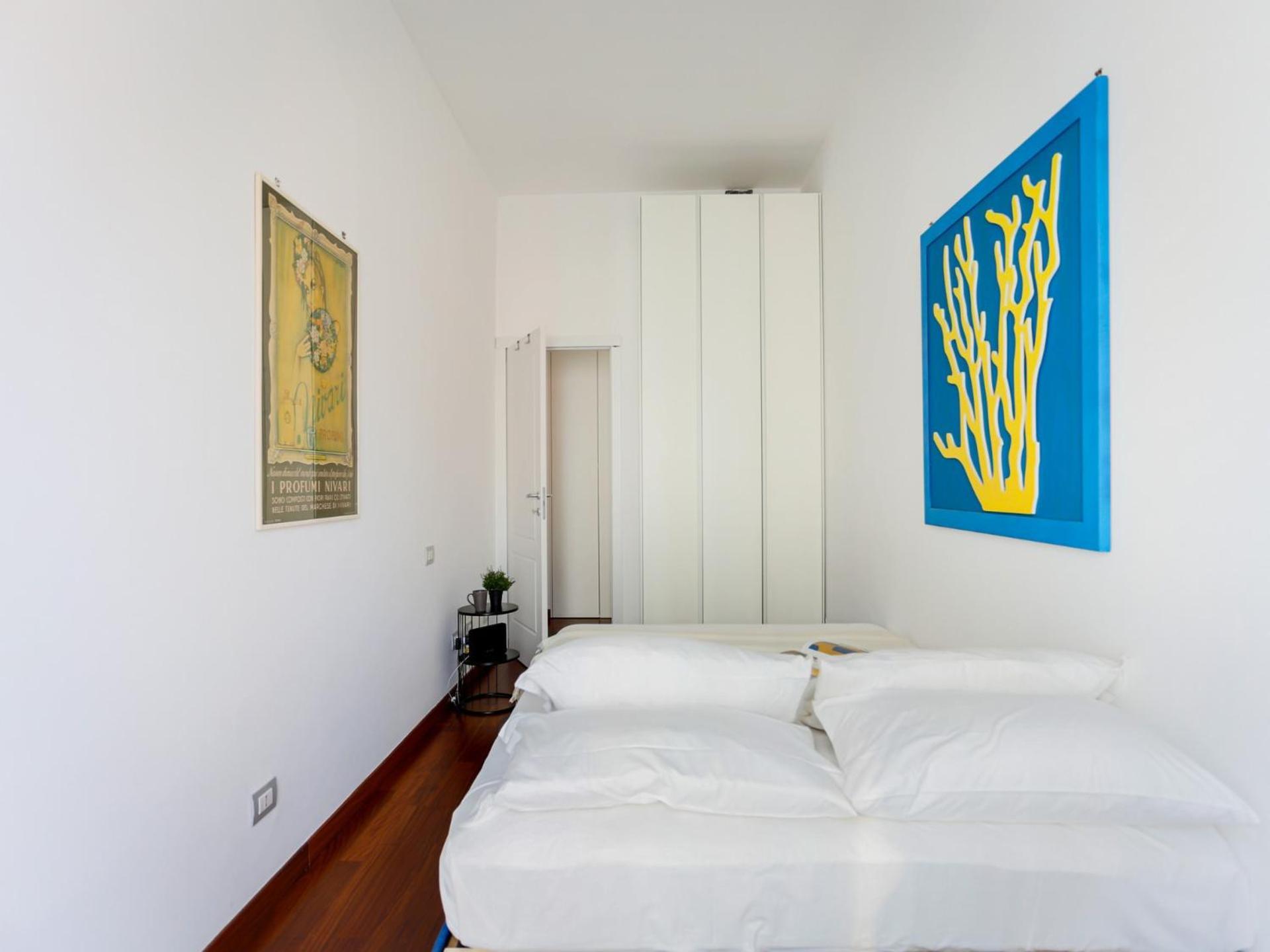 The Rent - Spacious And Renovated Multi-room In The Missori Area Apartment *