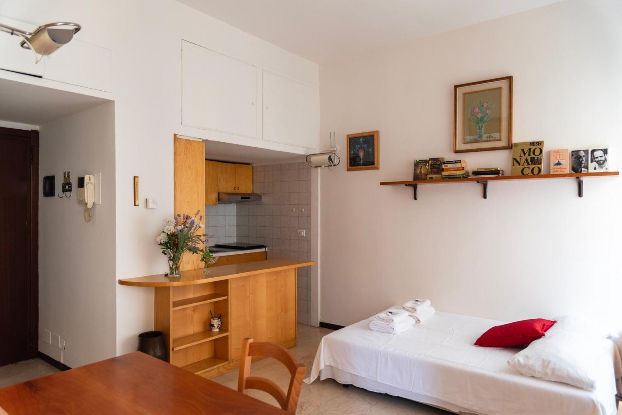 Youhosty - Lecco 11 Apartment